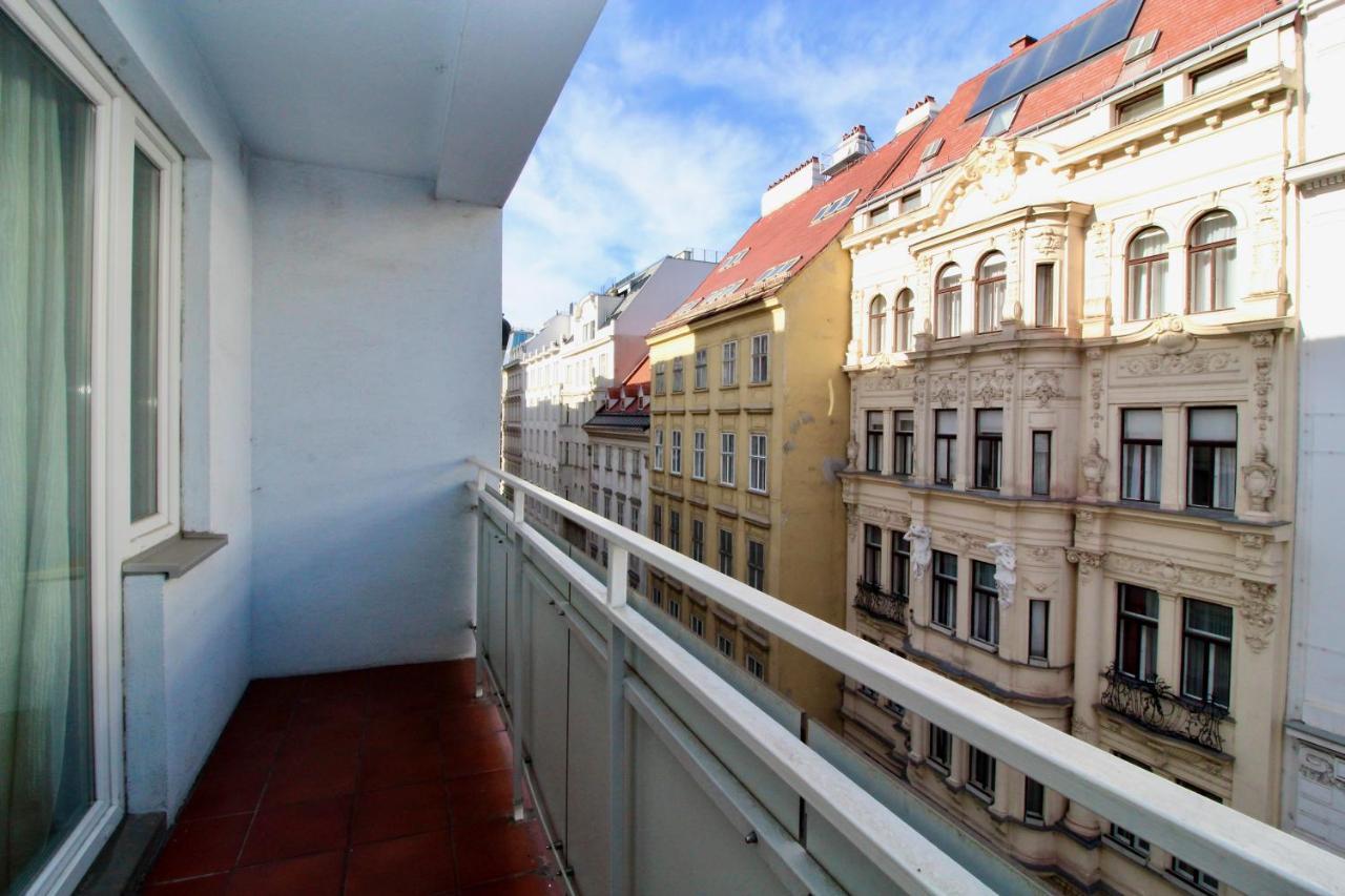 Balcony Apartment - Next To Opera 维也纳 外观 照片